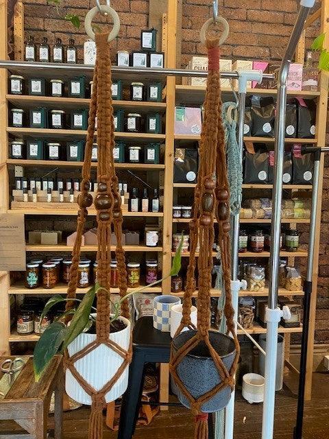 Public Class: Macrame Potholder Class