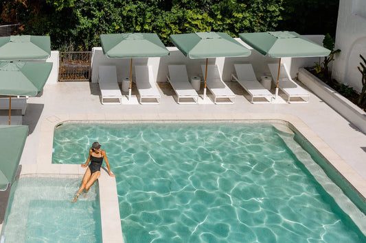 Boutique accommodation on Tamborine Mountain surrounded by rainforest, perfect for a relaxing hinterland getaway.