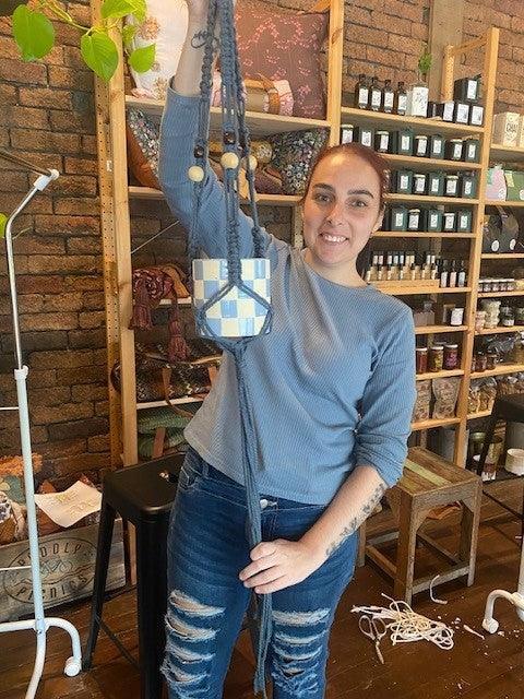 Private Class 4+: Macrame Pot Holder and Sip Workshop
